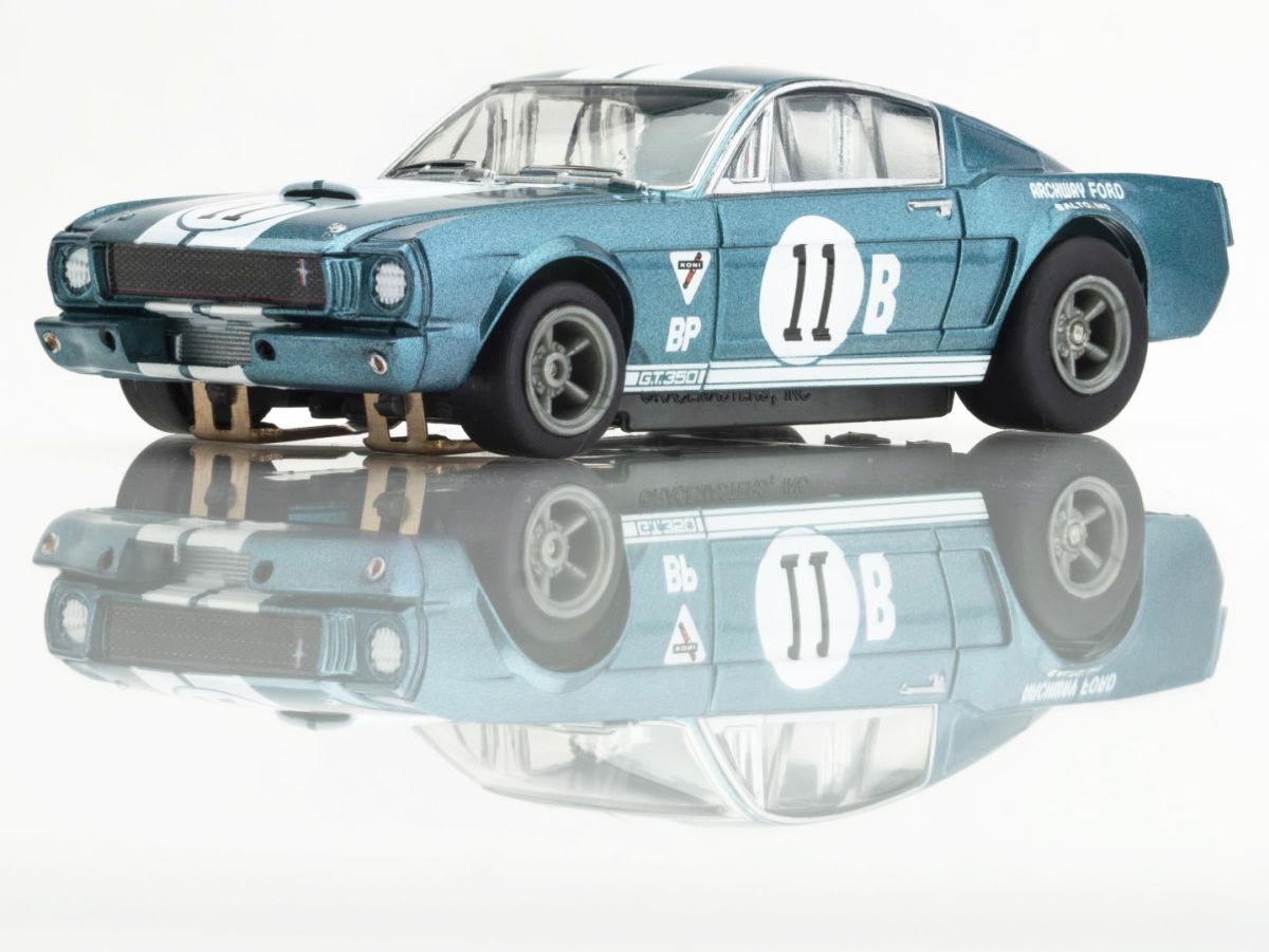 AFX Shelby GT350R 1965 Donohue Wht/Blu